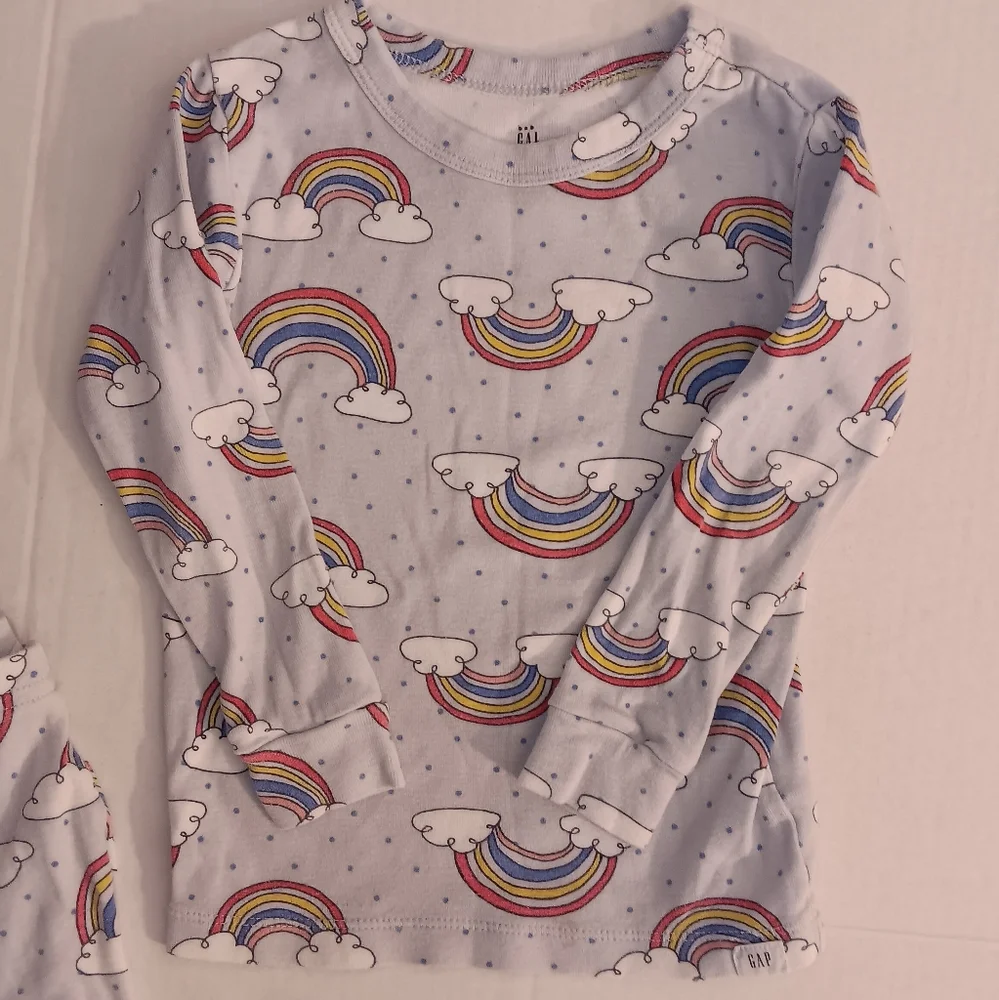 GAP Rainbow Polka Dots Clouds Print Pajama Set Long Sleeve Pants Soft pjs
